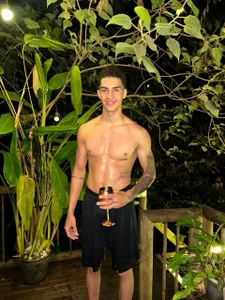 Goldendesirexx Public Pic 5