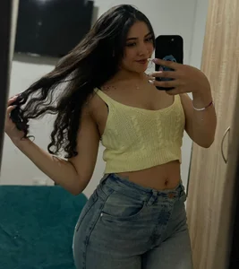 Public od Holly_Garcia_  3 snímek