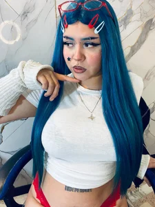 sara_winehouse1 Public Pic 3