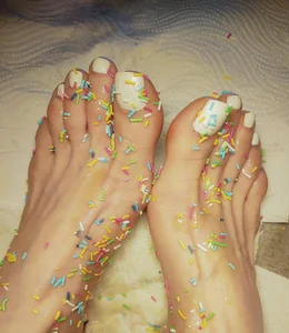 me de Allena_moan  5 Imagens