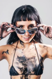 MaveParks_ Being a beautiful disaster!! 😇 зображення 4