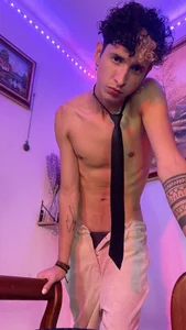 Me and a tie Jiji od _Yone  5 snímek