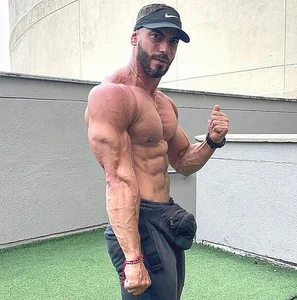 romeolovedark Public . fénykép