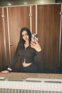 Public od Antheainprime  3 snímek