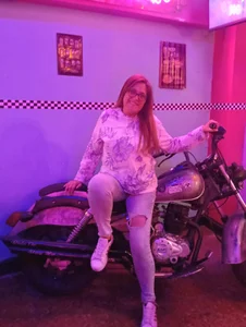 Ivette_Shaira enjoying christmas Pic