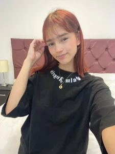 MelodyMansson Good morning, handsome ☀️💫 I’m live from 8:30 a.m. to 3:30 p.m., craving to wrap you in my charm, p Foto