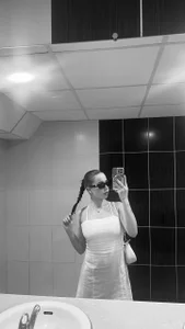 amanda-miki Public Foto 3