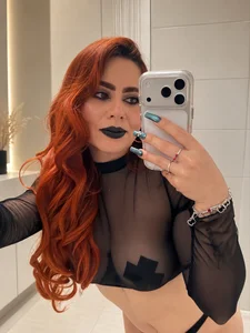 Dulce_charlottee Dangerously Red❤️🔥 Foto 4