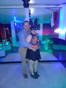 ZuriandAlex Sexy Bunnie รูป  3