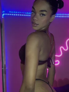 Public de Cammgirlmii  8 Imagens