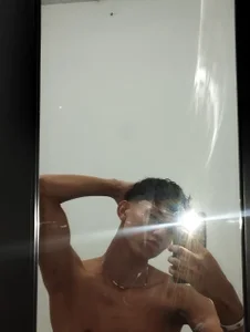 Valentino_ReyのPublicの枚の写真