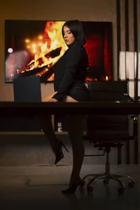 MelaniieRoux ELEGANT 🔥 Pic 3