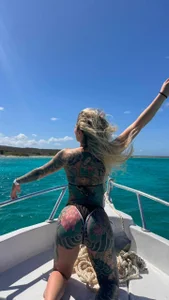 Eva_Jagger 🌴  2টি ছবি