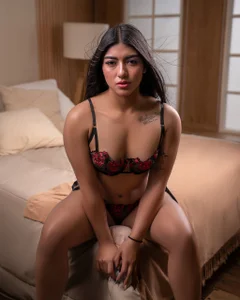 Quiinn_bx 🖤 ​​A small dose of temptation Poză