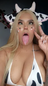 SofiaaCortes Sexy cow🥵💦 Bilde 2