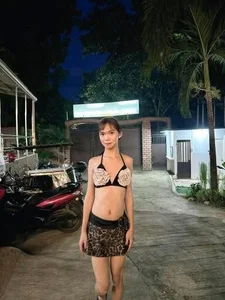 waiting to u master de SKINNYasianSLUTs  Imagens