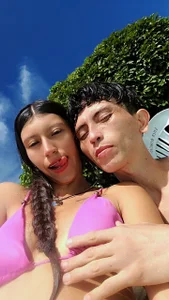 ARIANA_CRI-X A day out to celebrate our third anniversary😻🤍👩‍❤️‍💋‍👨🏞️ Pic 4