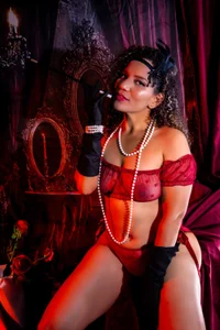gabby_foox Fun at the cabaret Pic 9