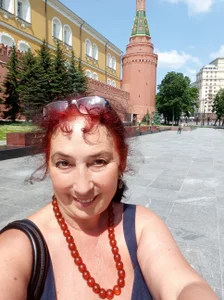 GypsyEsmeralda Moscow, coronovirus, Kremlin 圖片 2