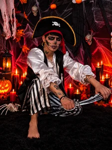 A SEXY HALLOWEEN PIRATE 2026 de Tayson_Rivers Foto 5