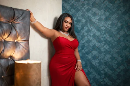 Nina-Parkerr Confidence with a soft touch. Pic