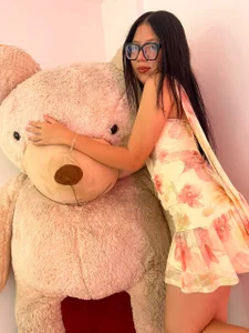 ThreeeLoves Public Pic 3