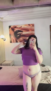 EmaaSmith Public Foto 3