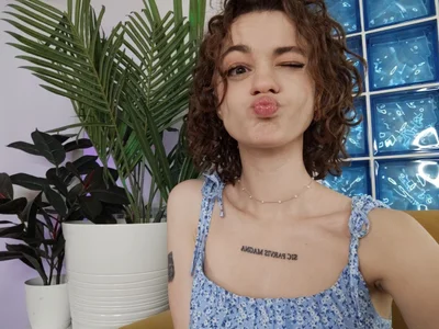 Curly_Moon My cute and funny face Fotka 2