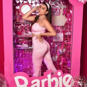 Alysson_parker pink fantasy💗 Bilde 4