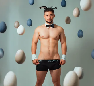 valenssio_moretti: happy easter ( 3 фото)