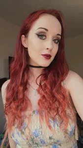 ellielouise8812's XXX Nude Photo 4
