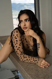 Look closer… 👀💦 od Stephany_Harlot  3 snímek