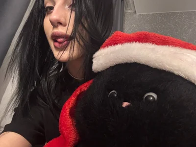 ForeTiff Unwrap Me for Christmas 🎁 Pic 8