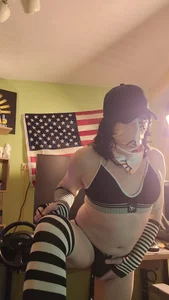 Want to fuck me? Message me. od KARINA_xXx_  8 snímek