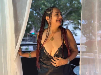 AlessandraLeroy Confidence is the best accessory. ✨ Pic 2