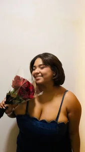 Kenya--Buhle Flowers for me Pic 4