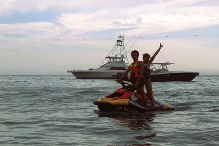 Laila_asher A day in the beach🏝️ Pic 7