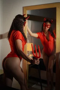 Halloween od ElviraHancock_  6 snímek