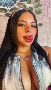 Maddy_Purple Kisses for you 😽💋 Pic 5