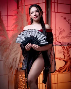 Bella_Sumers An Asian-inspired photoshoot  6টি ছবি
