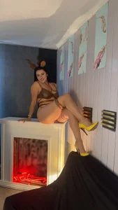 A SEXY LITTLE DEER IN THE MOOD TO PLAY od Terra__Rouse_  2 snímek