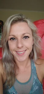 NaughtyAna: Public ( 5 фото)