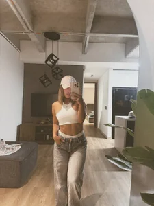 GretaVelvet Your blonde of luck 😈 Εικόνα