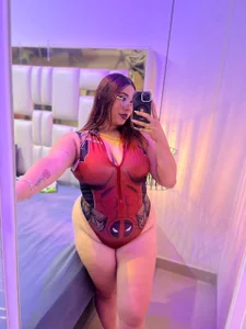 DanniaMonroee Public slika