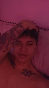 DerekMoon Public صورة واحدة|DerekMoon Public صورتان|DerekMoon Public  2 صور|DerekMoon Public  2 صورة