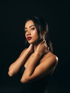 Elegant & Pasional 🦋✨ de luna_hot_ass  2 Imagens