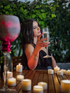 VeronicaCruz_ kullanıcısının 🥂A toast to us🥂 albümü -  4 fotoğraf