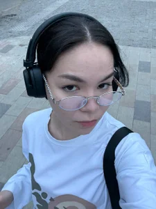 GenevieveBuden lifestyle รูป  5