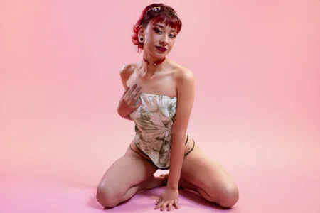 sweetkinkykloe 🌸Petals of submissive Rose🥀BE MY VALETINE MASTER Foto