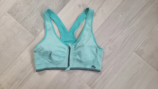 NikkiHolland Sportbh te koop. PM voor info.... Pic 2